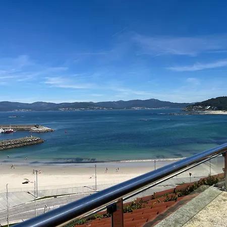 Atico Con Vistas Al Mar דירה
